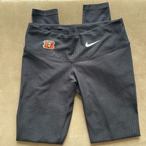 Nike NFL Cincinnati Bengals Dri-Fit Leggings